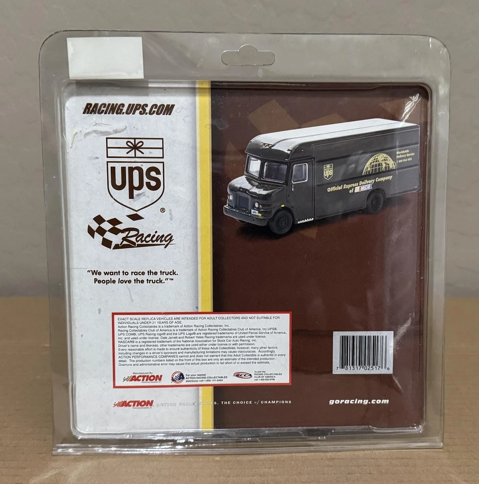 Camión de reparto Dale Jarrett 2001 escala 1:64 UPS NASCAR Action diecast Foto 4 de 4