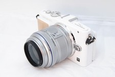 Olympus PEN Lite E-PL5 Mirrorless Camera Kit White 4159 Shots Used