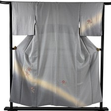 Gray Silk Flower Embroidery Kimono M Used 152cm Length 64.5cm Sleeve