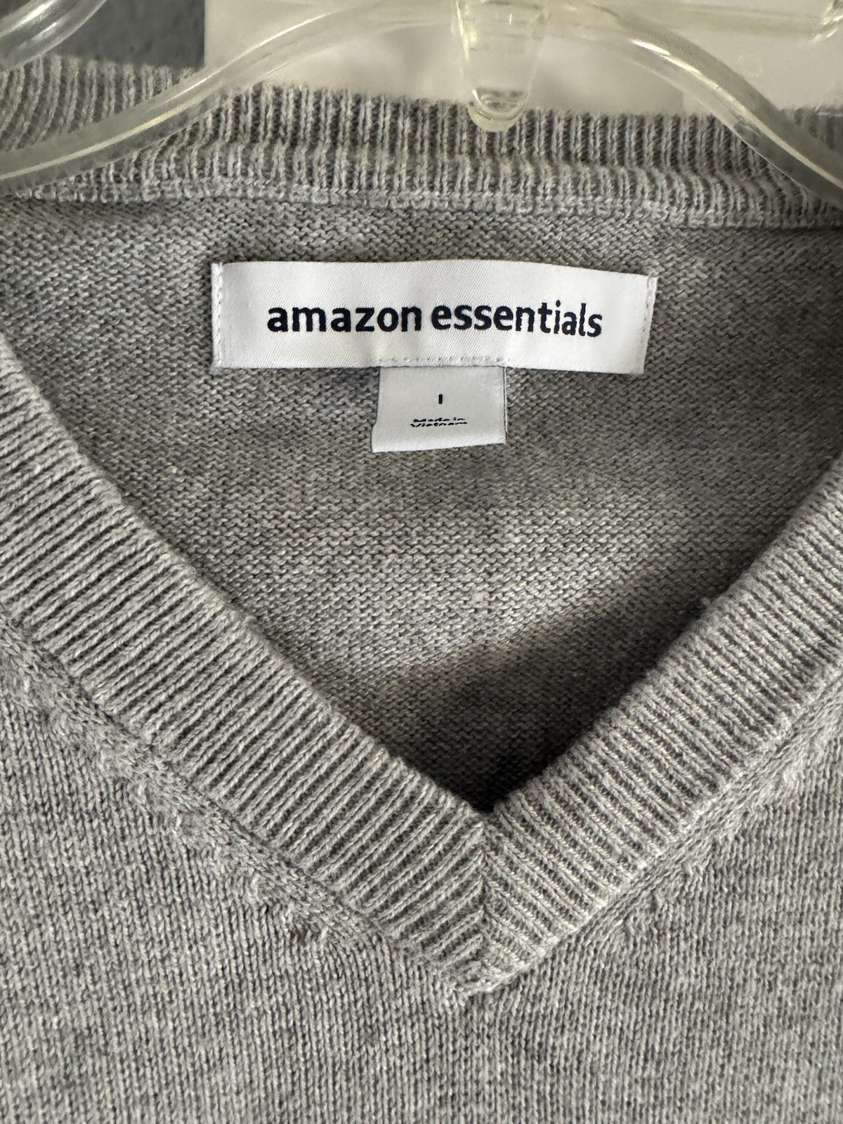 Amazon Essentials Mens Large Gray Pullover Vneck … - image 3