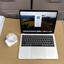 Apple MacBook Air 13" Late 2018 Gray-Core i5 1.6GHz 16GB Ram 256GB SSD Near Mint