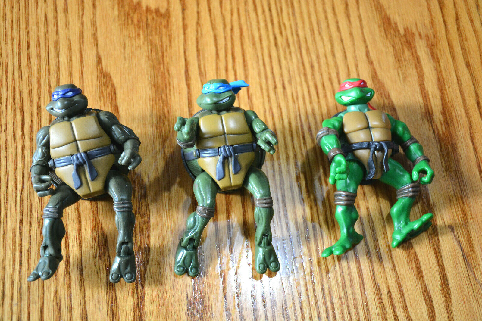 Lot of 3 Mirage Studios TMNT 2002 2003 5" Action Figure Toys: Red, Blue, Purple
