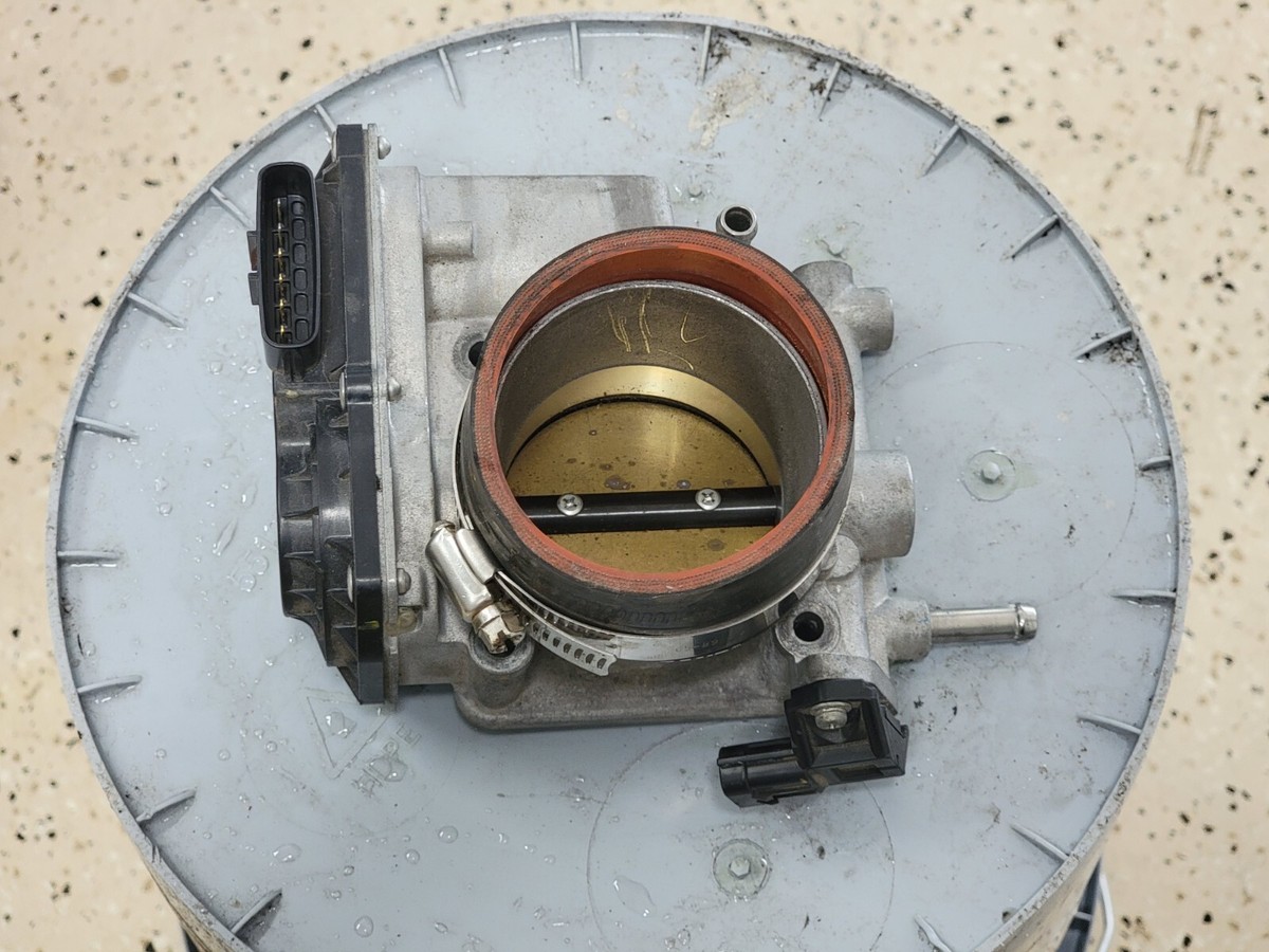 2015-2019 Subaru WRX STI Throttle Body Valve Assembly 16112AA370