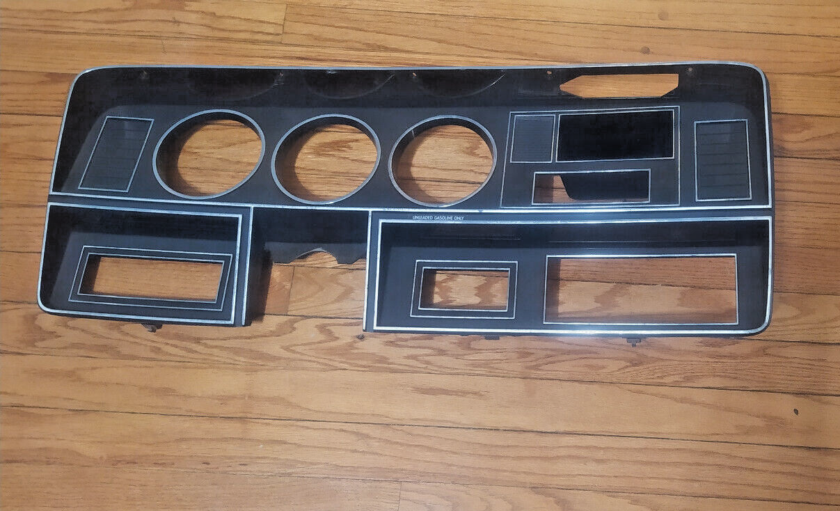 8193 Dodge Ram D150 D250 Instrument Cluster Dash Bezel Trim Panel