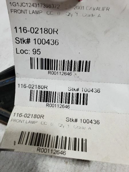 00-02, Chevrolet Cavalier, luz de estacionamiento/esquina derecha, señal de giro de lámpara, PN-22667010 Foto 3 de 3