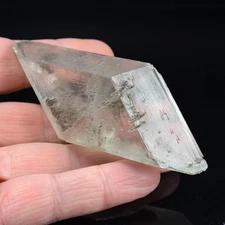 Gypsum - Bagnols-sur-Cèze, Gard, France