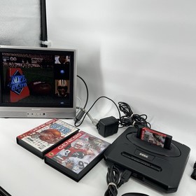 Sega Genesis Model MK-1631A Console Bundle - Sonic & Knuckles & More. Serviced!!