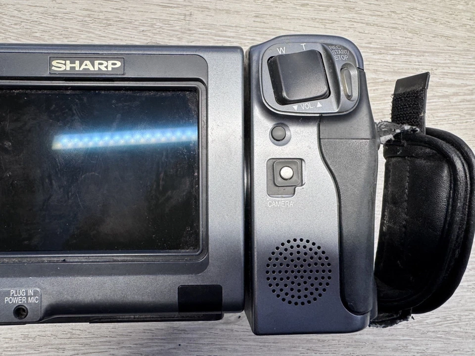 SHARP VL-H550 Viewcam Hi8 Camcorder Hi-Fi  w/ Charger   - Image 2 of 4