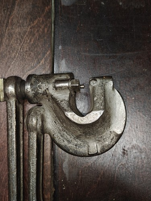 #ad Roper Whitney Medium Duty Portable Punch press $100.00