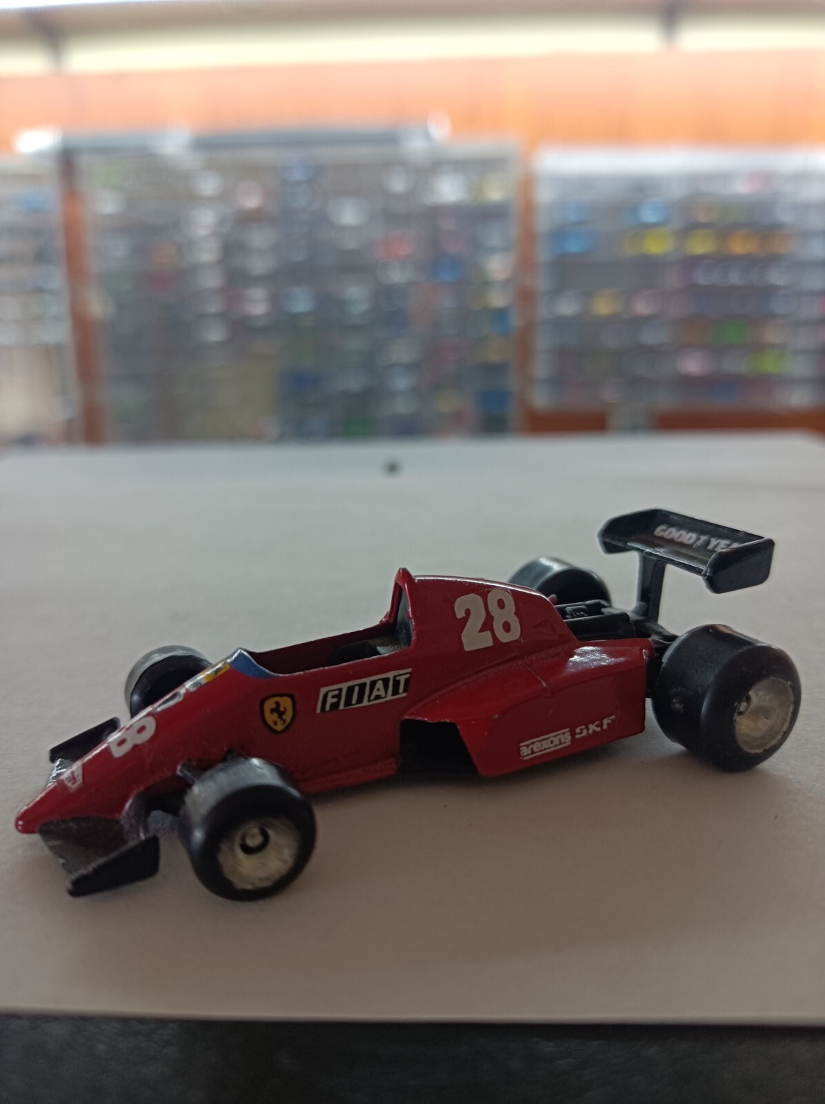 Foto 1 di 2