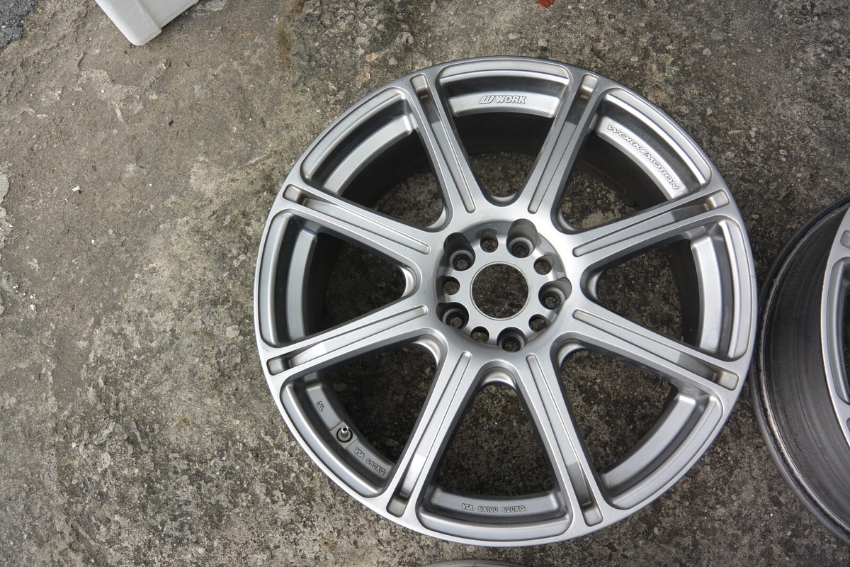 s-l1200.jpg s-l1200.jpg