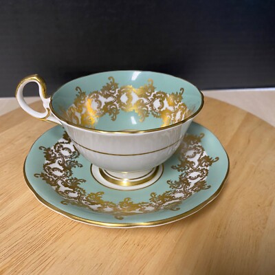 Aynsley Fine Bone China Teacup & Saucer Set Light Green Gold Filagree - England