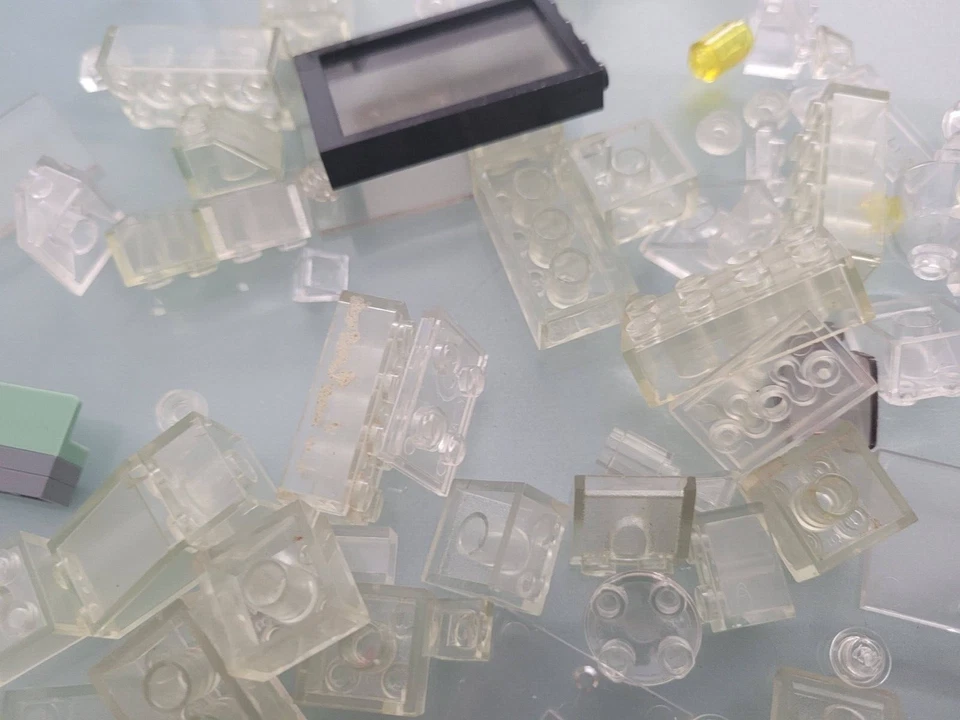LEGOS SET OF 75 SMALL CLEAR TRANSLUCENT SINGLES PIECES and PARTS! WINDOWS! - Image 3 of 4