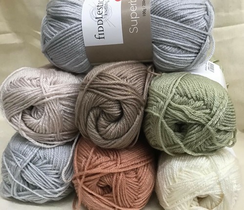 Baby Blanket knitting kit- inc yarn and pattern - fancy sampler blanket. - Picture 15 of 16