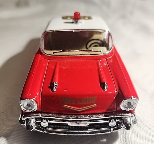 1957 Chevrolet Bel Air 2009 Kinsmart Fire Dept. 22 5” 1/40. Pullback. See Pics! - Picture 3 of 8