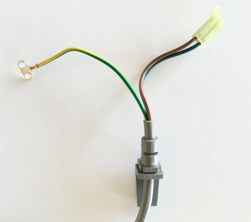 CABLE ALIMENTACIÓN 220V REPUESTO RECAMBIO ORIGINAL MICROONDAS DAEWOO KOC-9Q4T - Imagen 2 de 4