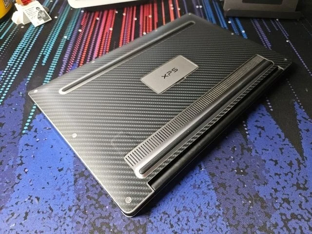 Dell XPS 13 9350 13,3" Intel i7-6500U 8GB 256 SSD - Immagine 4 di 4