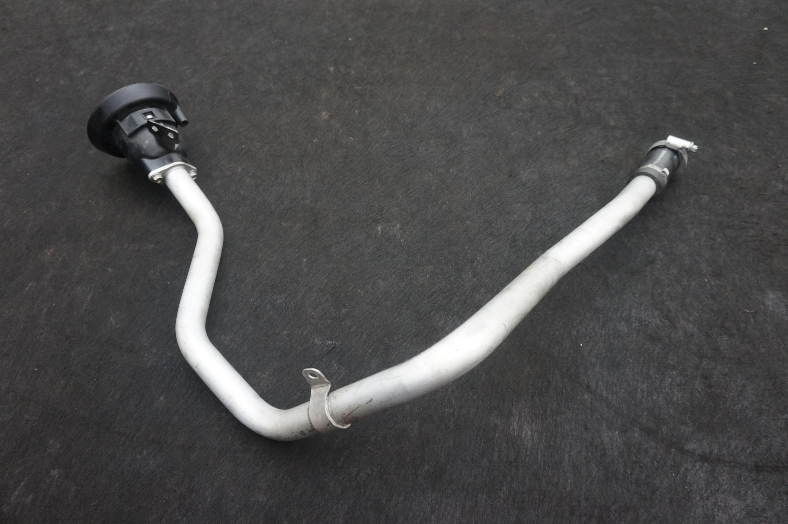 Engine Oil Filler Pipe Hose OEM 11F1598CP McLaren 650S 2015