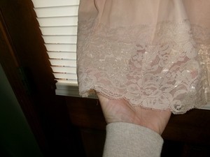 VINTAGE LORRAINE SLIP~ NYLON HALF SLIP~ HUGE LACE HEM~SZ MED/ SHORT