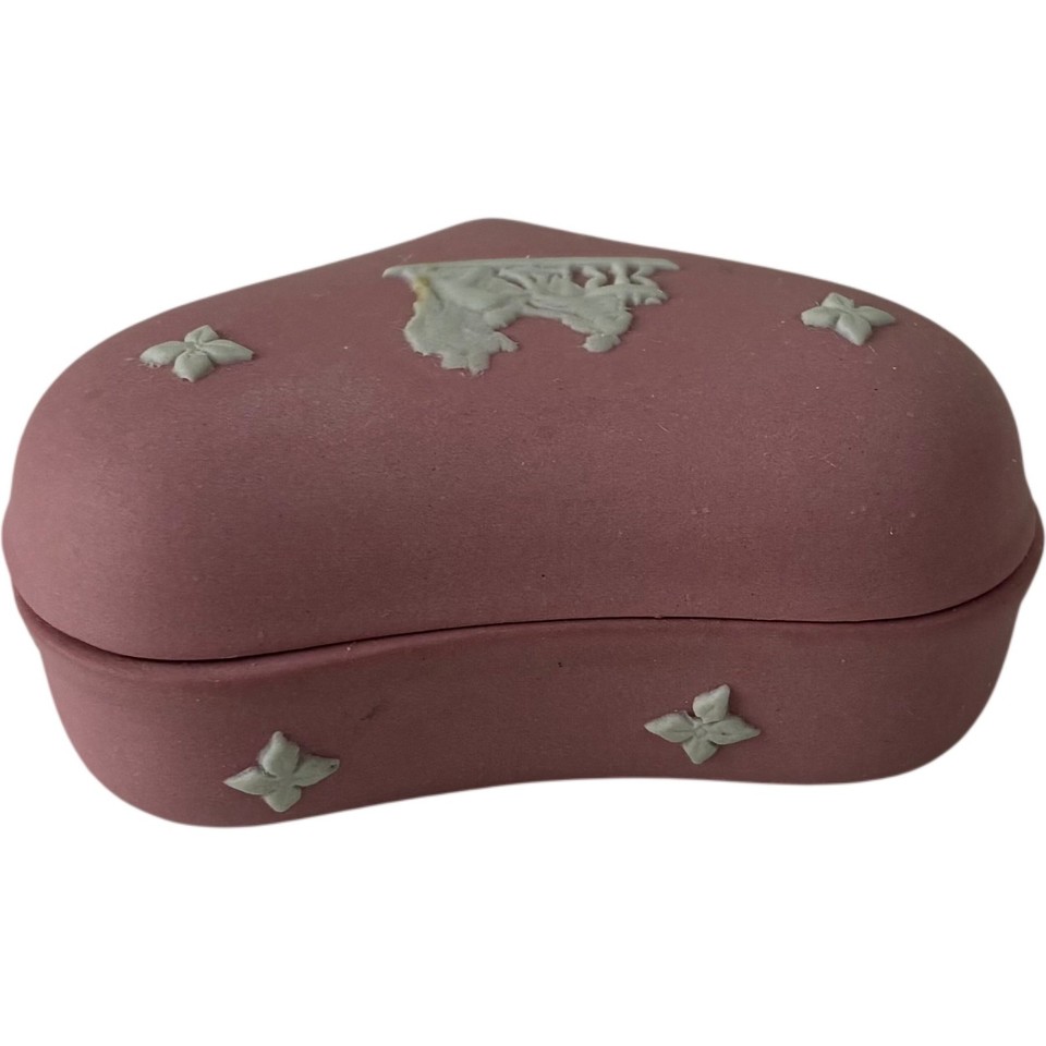 Wedgwood Jasperware Pink Heart Shaped Trinket Box Ceramic Collectable 4 ...
