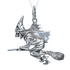 Colgante bruja voladora plata de ley 925 con cadena chapada 50 cm