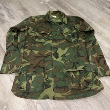 Vintage 1960s Vietnam War ERDL Jungle Jacket Rip-Stop Poplin Slant Pocket M-R