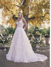 wedding dress Casablanca Bridal 2536 Xander size 12 white/silver