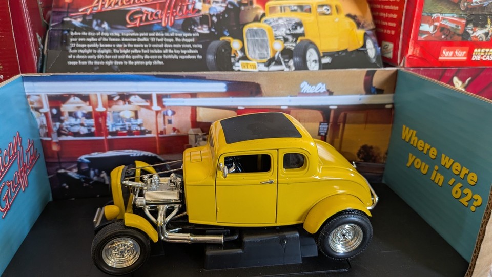 ERTL 1:18 SCALE AMERICAN GRAFFITI '32 FORD DEUCE HOT ROD - EXC ...