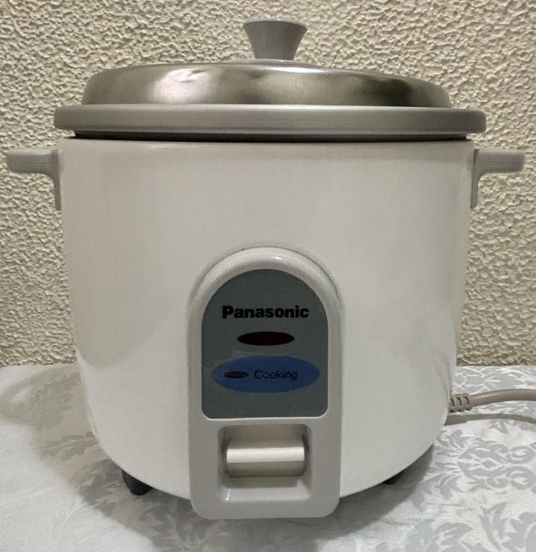 Panasonic Automatic Cooker SR-WA10 E White Colour 1 Liter Capacity 450W Used
