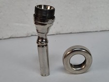 VTG GIARDINELLI NEW YORK R.D SCREW RIM FLUGELHORN MOUTHPIECE BEND.