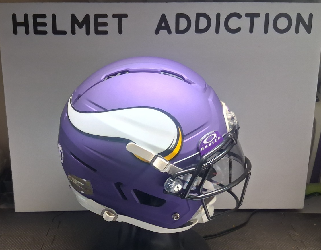 Vikings Schutt F7 Pro Football Helmet Justin Jefferson