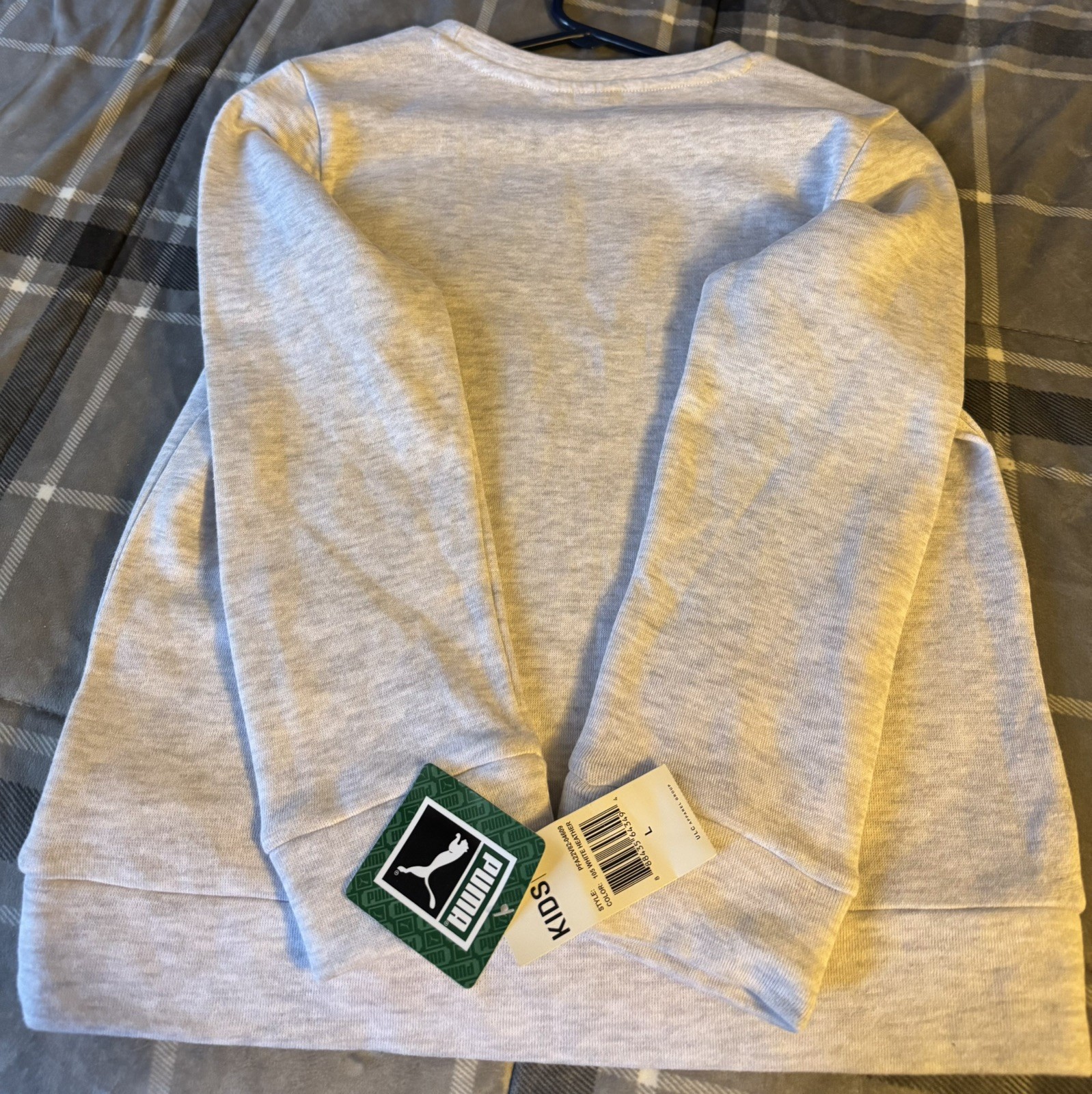 PUMA Graphic Crew Neck Sweatshirt Youth Girls Gray Large 12-14 NWT thumbnail 2