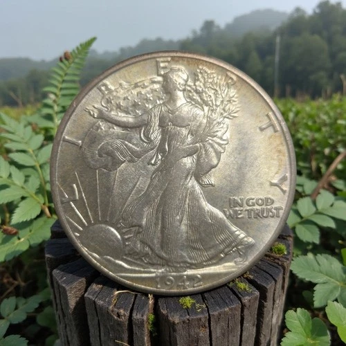 1942-P Walking Liberty Half dollar 90% Silver