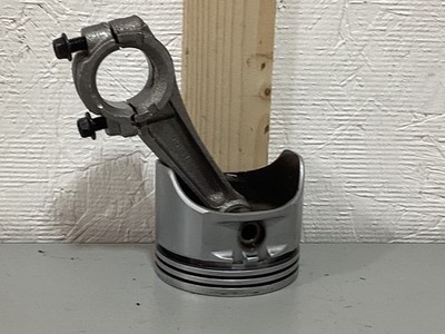 Briggs & Stratton 5HP engine model 128702-0622-01 piston and connecting rod BS59