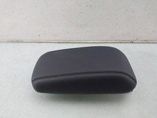 ARMLEHNE C Ford Fiesta 7 Hatchback 1.0 EcoBoost 12V 100 (SFJF) 2018 H1BBA045M62C
