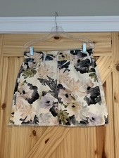 7 Seven For All Mankind Jean Skirt White Watercolor Floral Flowers Denim Mini 28