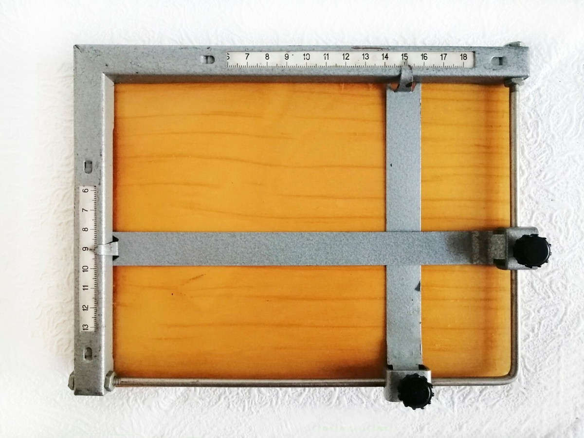 LPL イーゼルマスク　43×51  半切　EASEL MASK 暗室用品 LPL イーゼルマスク 43×51 半切 EASEL MASK 暗室用品 Yahoo