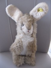 Steiff Hase mit Knopf und Fahne Knuddelhase Plüsch ca 35cm grau / weiß sitzend