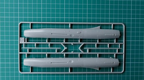 ModelSvit 72009 - 1/72 Sukhoi Su-22I (Su-7IG) Su-7BM alas de geometría variable - Imagen 12 de 12