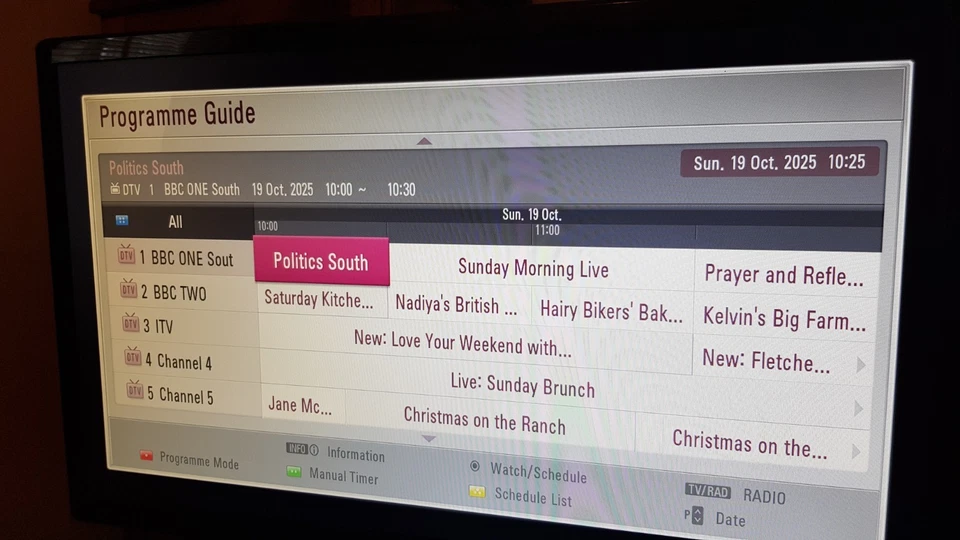LG TV 22MT44D PZ 22" With Remote Control/Transformer/Full HD. - Image 4 of 4