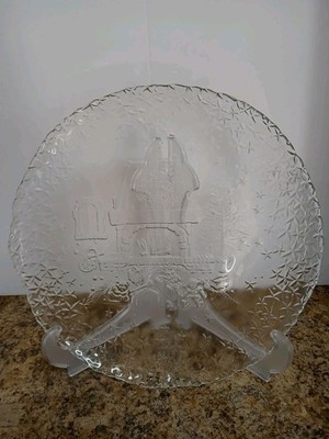 Large Clear Glass Christmas Plate ~ 13'' Platter ~ Fireplace Scene