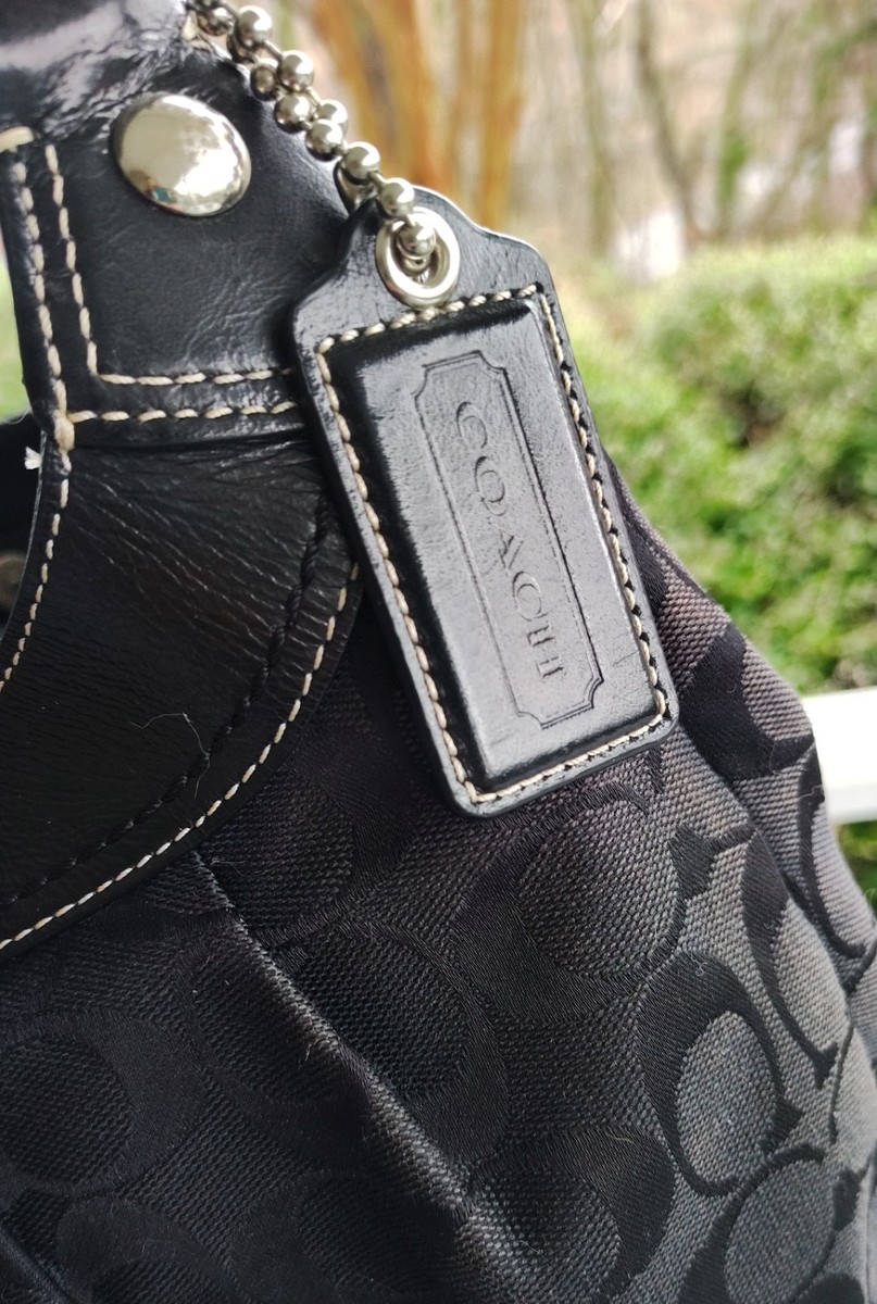 COACH F15083 LARGE VINTAGE LYNN SOHO BLACK SIGNATURE C CANVAS HOBO