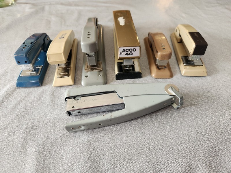 Lot of 7 Staplers Swingline, Acco, Faber Castell