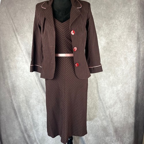 De Colección Y2K Conjunto de Traje de Vestido a Rayas 2 Piezas S/M Marrón Rosa Cinta Años 50 Blazer Vestido - Imagen 2 de 11