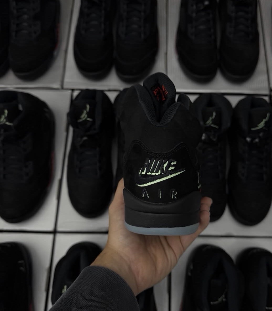 Jordan 5 Halloween (Early pairs) sizes 7.5, 8.5, 9, 10.5,11, 11.5 — product photo 3 of 6