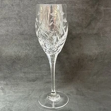 Mikasa English Garden Wine Glass 8 1/8 Inches