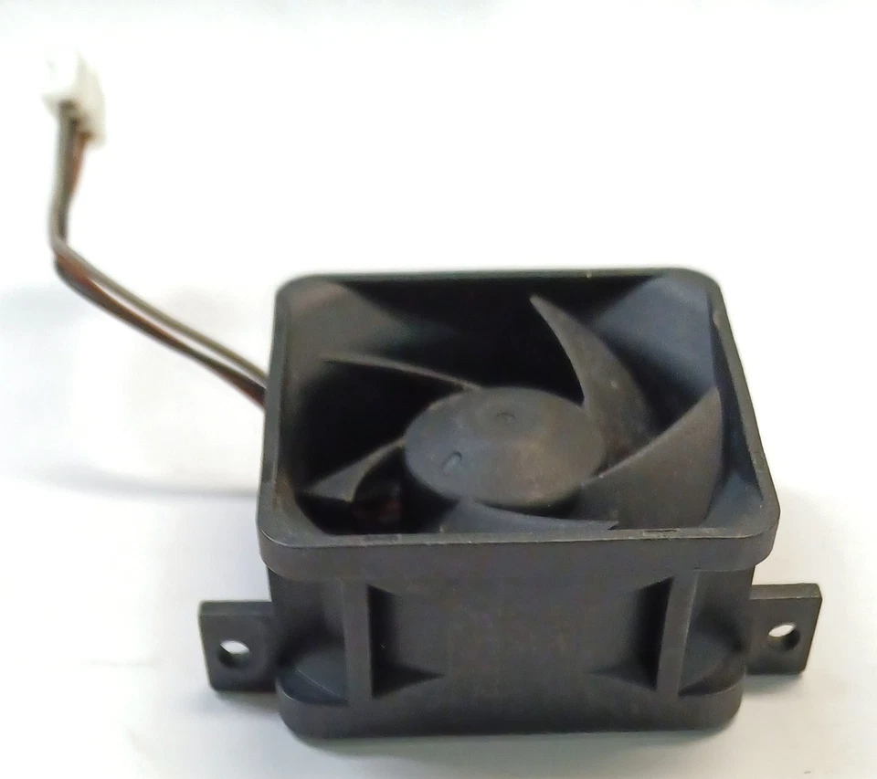 Replacement Internal Cooling Fan for Nintendo Wii U - Image 3 of 4