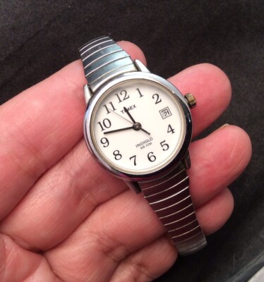 Nice Indiglo WR Timex Ladies Silve Tone Case Stretch  display picture 1