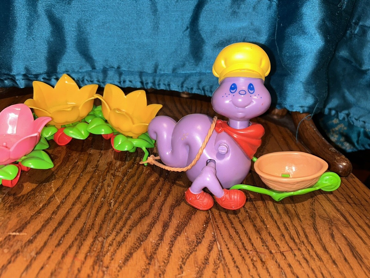 VINTAGE STRAWBERRY SHORTCAKE CATERPILLAR PURPLE WORM BERRY BUSY