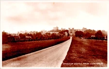 RPPC Long Walk View of Windsor Castle England Valentine & Sons Card P.UN.A-549